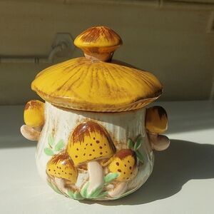 VTG Arnels Mushroom Ceramic Jar 70s sugar or soup bowl